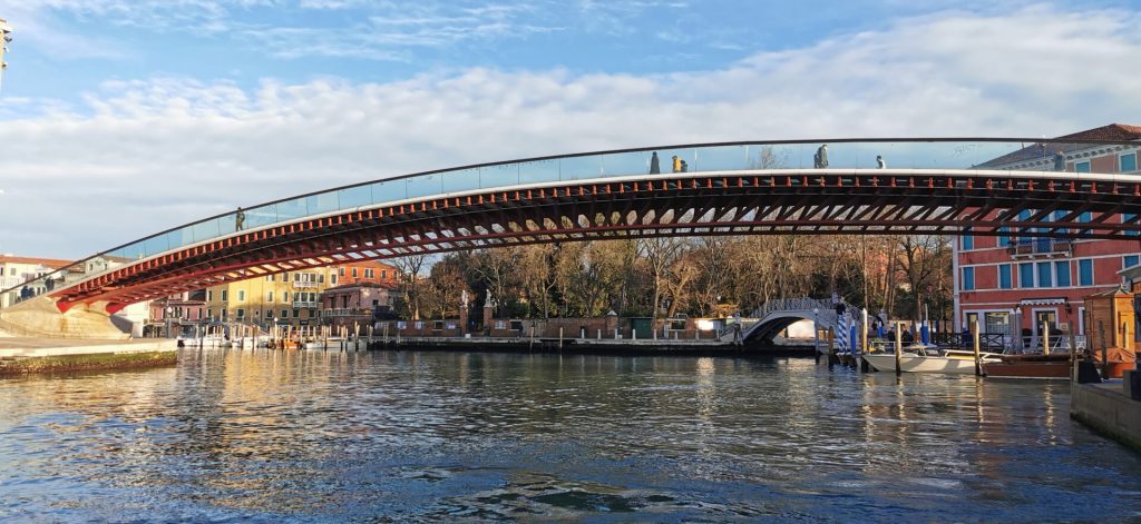 100 Dinge über Venedig - Ponte della Costituzione