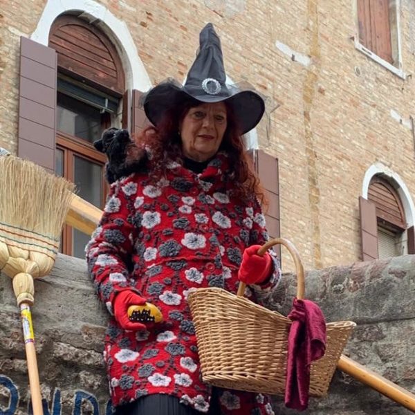 Venedig - die Hexe Befana ist im Anflug