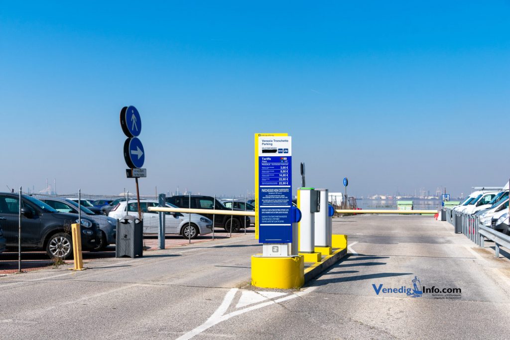 Alles über Parkplätze in Venedig – Hier findest du die besten Deals!