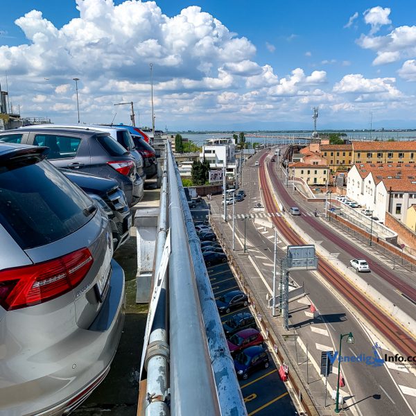 Alles über Parkplätze in Venedig - Hier findest du die besten Deals!